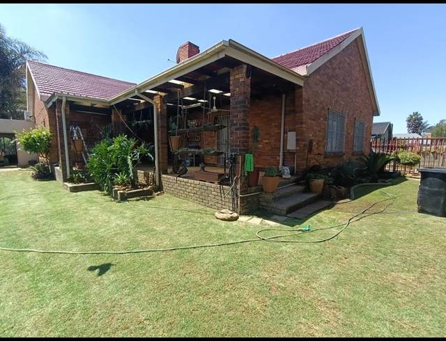 3 BEDROOM PROPERTY TO RENT IN GEDULD EXT 1